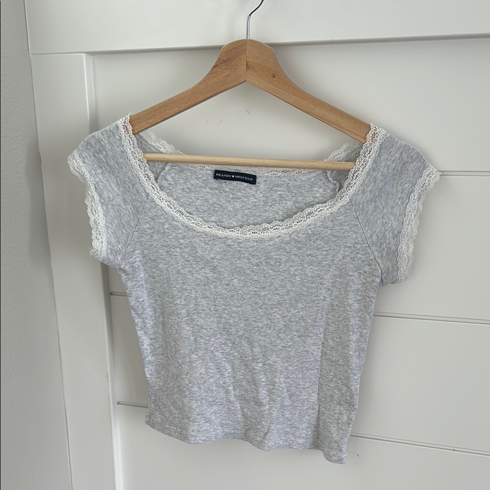 Brandy Melville Gray Cap Sleeve Crop Tee